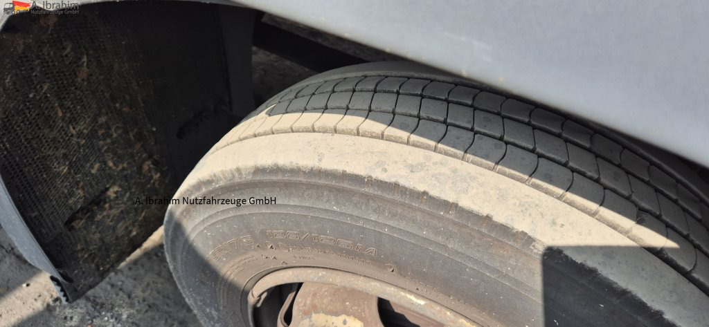 MAN TGL 8.150 4X2 BL Unfallschaden bedingt fahrbereit, Motor ok - شاحنة التوصيل: صورة 5 MAN TGL 8.150 4X2 BL Unfallschaden bedingt fahrbereit, Motor ok - شاحنة التوصيل: صورة 5