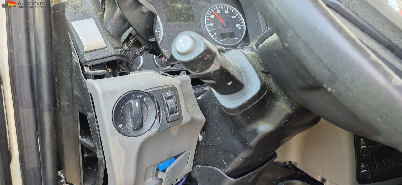 MAN TGL 8.160 4x2 Brotkoffer mit Kühlfach nicht fahrbereit ! nicht rollfähig - شاحنة مُبرّدة للتوصيل: صورة 2 MAN TGL 8.160 4x2 Brotkoffer mit Kühlfach nicht fahrbereit ! nicht rollfähig - شاحنة مُبرّدة للتوصيل: صورة 2