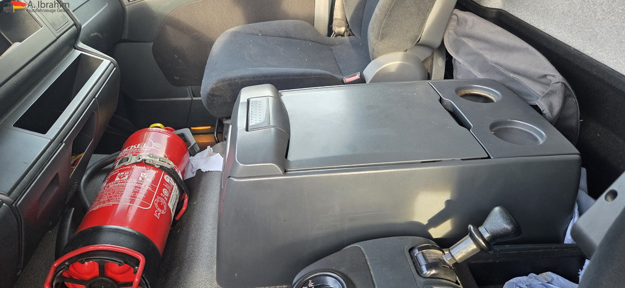 MAN TGM 18.290 Carrier Supra 950 U | LBW | 2 Kammer MT | Schneeketten - شاحنة الفريزر: صورة 2 MAN TGM 18.290 Carrier Supra 950 U | LBW | 2 Kammer MT | Schneeketten - شاحنة الفريزر: صورة 2