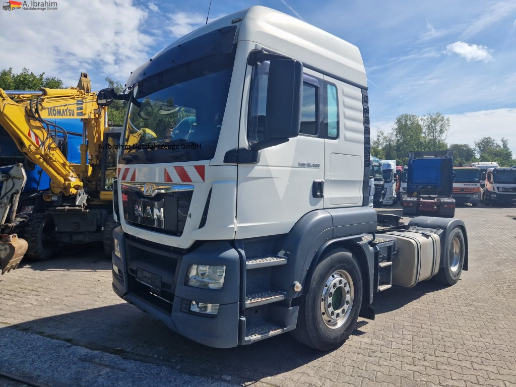 MAN TGS 18.400 PTO für Kompressor 3x vorhanden, sehr sauber, - وحدة جر: صورة 1 MAN TGS 18.400 PTO für Kompressor 3x vorhanden, sehr sauber, - وحدة جر: صورة 1