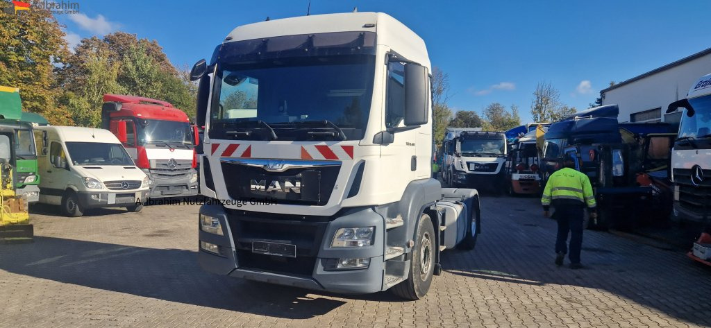 MAN TGS 18.400 PTO für Kompressor sehr sauber - وحدة جر: صورة 1 MAN TGS 18.400 PTO für Kompressor sehr sauber - وحدة جر: صورة 1