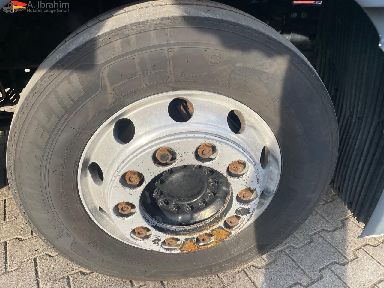 MAN TGX 18.440 Schubbodenhydraulik Klima | Tüv 04 2026 | Euro 6 | 4x2 - وحدة جر: صورة 5 MAN TGX 18.440 Schubbodenhydraulik Klima | Tüv 04 2026 | Euro 6 | 4x2 - وحدة جر: صورة 5