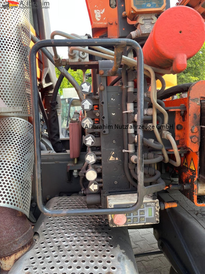 Mercedes-Benz 1836 Meiller 3-Seiten Kipper, Kran Atlas Atlas 125.2 A2 mit Funk FB - شاحنة قلاب, شاحنة كرين: صورة 4 Mercedes-Benz 1836 Meiller 3-Seiten Kipper, Kran Atlas Atlas 125.2 A2 mit Funk FB - شاحنة قلاب, شاحنة كرين: صورة 4