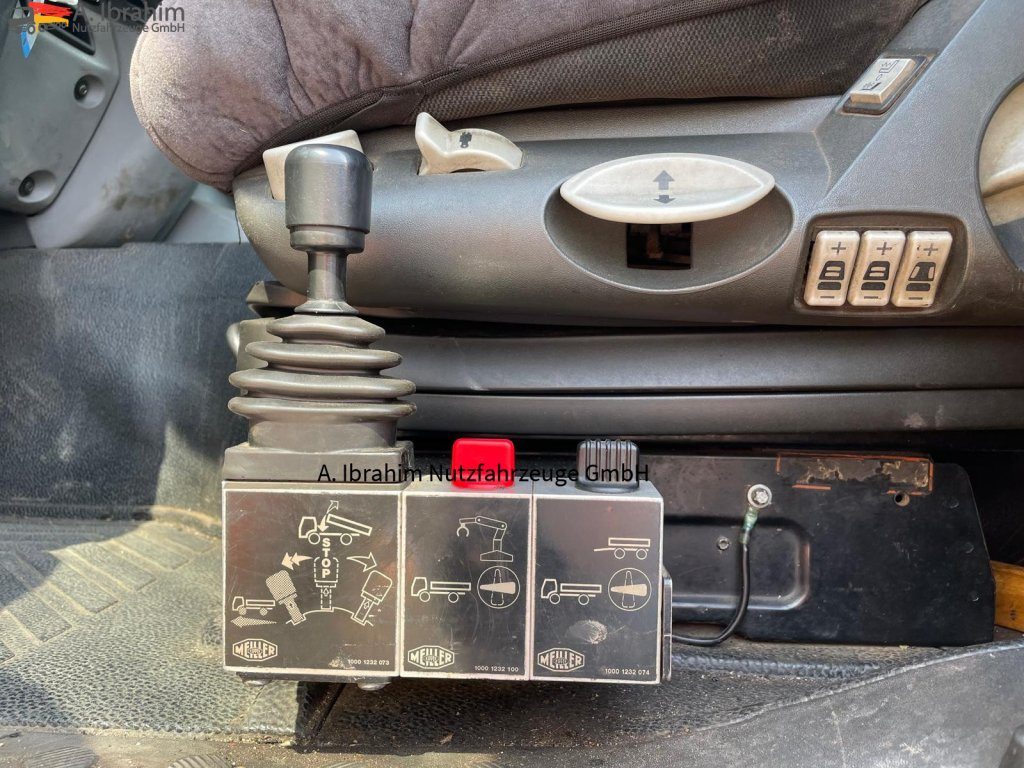 Mercedes-Benz 1836 Meiller 3-Seiten Kipper, Kran Atlas Atlas 125.2 A2 mit Funk FB - شاحنة قلاب, شاحنة كرين: صورة 2 Mercedes-Benz 1836 Meiller 3-Seiten Kipper, Kran Atlas Atlas 125.2 A2 mit Funk FB - شاحنة قلاب, شاحنة كرين: صورة 2