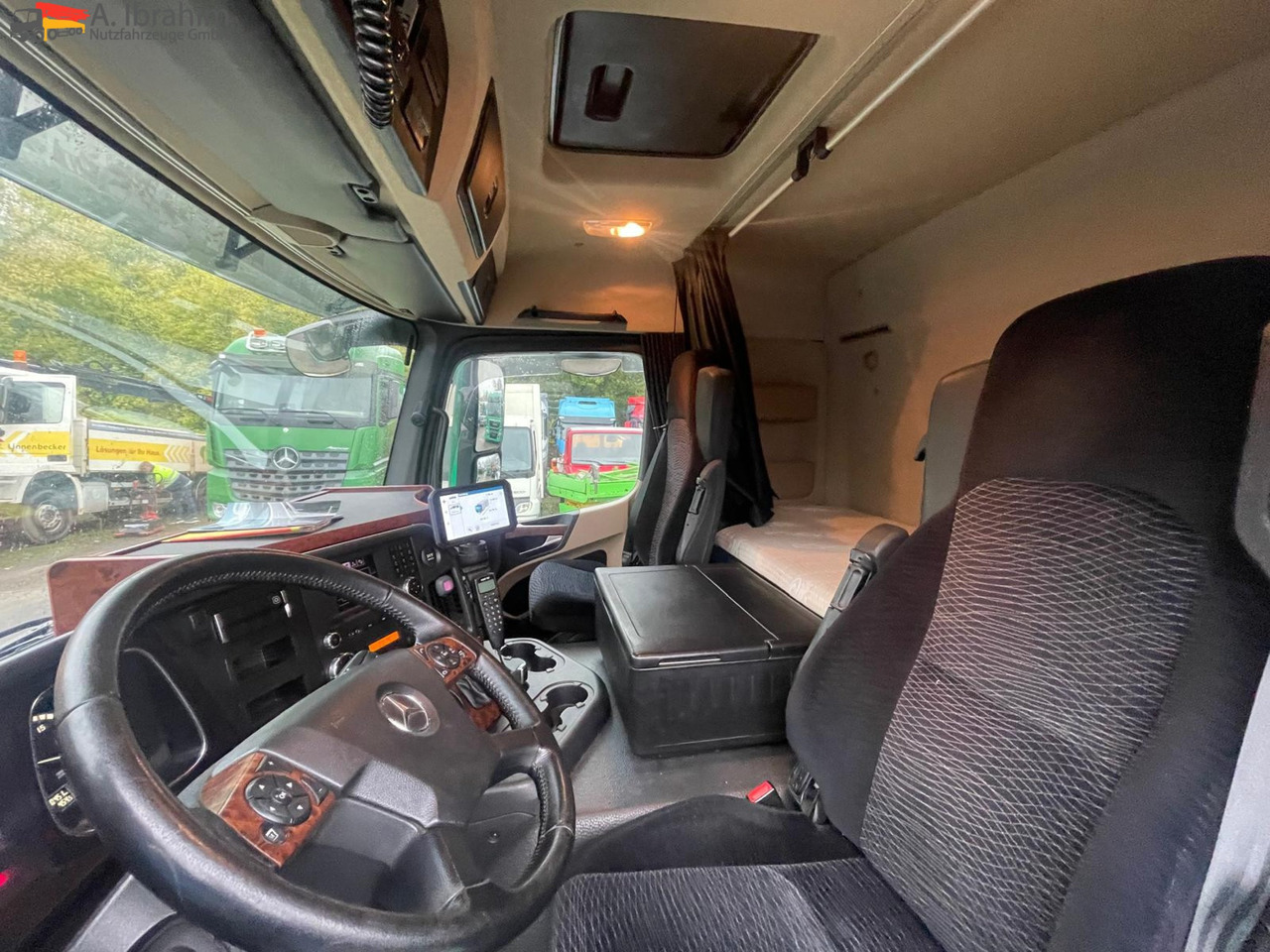 Mercedes-Benz 1836 Spoiler, Vollservice, Topzustand | Navigationsystem | Originalkilometer - وحدة جر: صورة 5 Mercedes-Benz 1836 Spoiler, Vollservice, Topzustand | Navigationsystem | Originalkilometer - وحدة جر: صورة 5