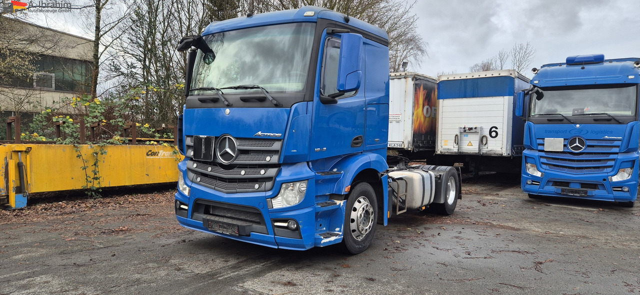 Mercedes-Benz 1843 Klima, Retarder, Topzustand, einsatzbereit sehr sauber, technisch top - وحدة جر: صورة 1 Mercedes-Benz 1843 Klima, Retarder, Topzustand, einsatzbereit sehr sauber, technisch top - وحدة جر: صورة 1