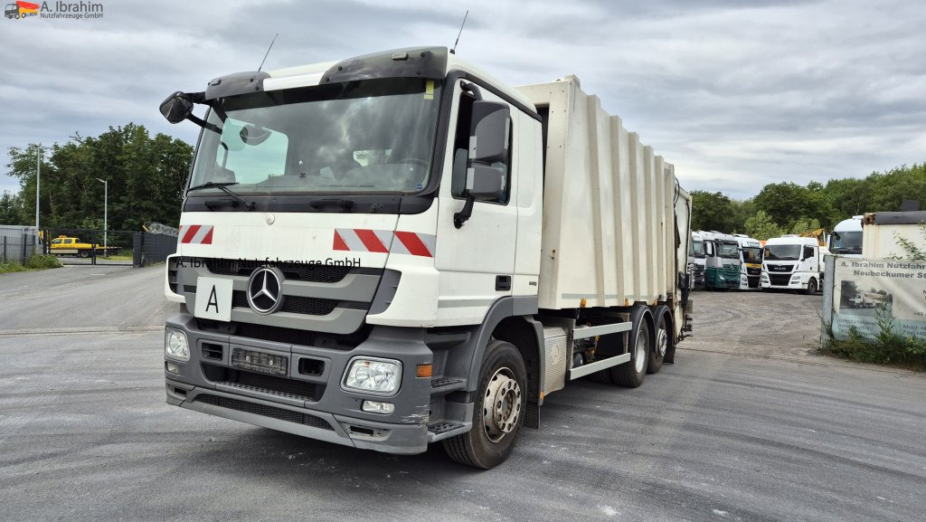 Mercedes-Benz 2532 Schüttung Zoeller Aufbau Faun Variopress - شاحنة النفايات: صورة 1 Mercedes-Benz 2532 Schüttung Zoeller Aufbau Faun Variopress - شاحنة النفايات: صورة 1