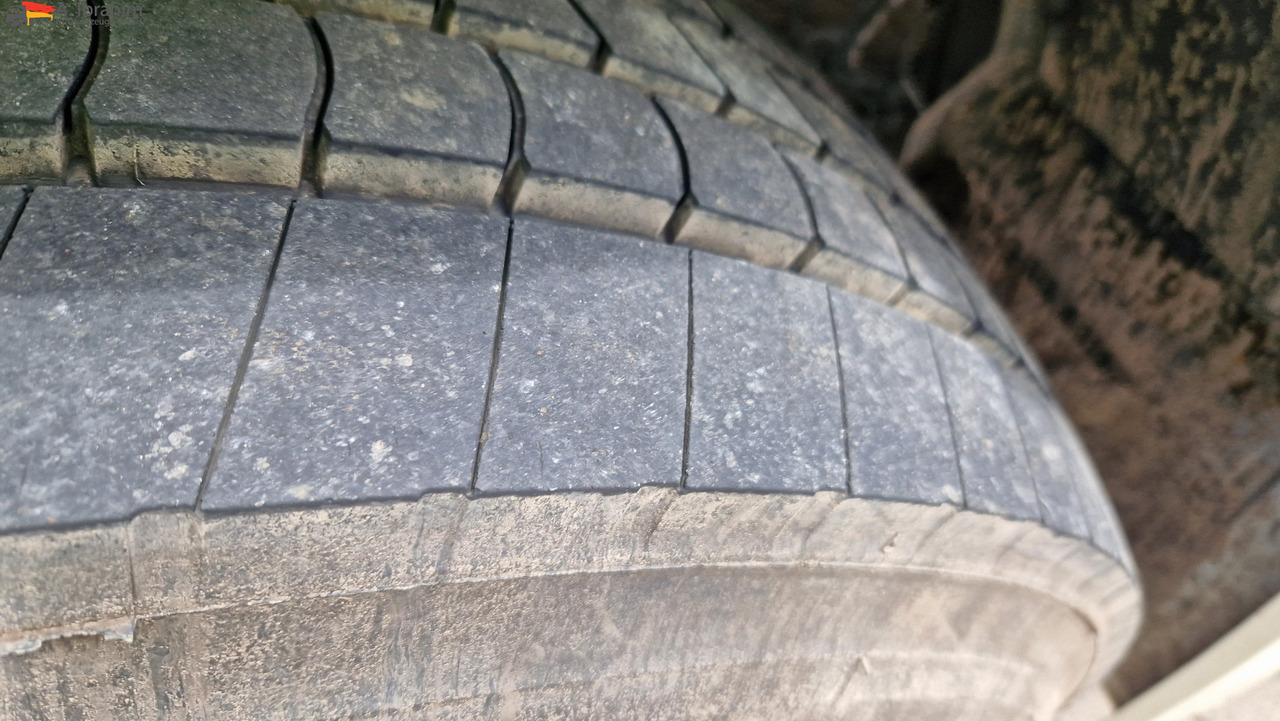 Mercedes-Benz 2541L Baustoff mit HIAB 122, Palettengabel Lift-Lenkachse, mp3 - شاحنة كرين, شاحنات مسطحة: صورة 3 Mercedes-Benz 2541L Baustoff mit HIAB 122, Palettengabel Lift-Lenkachse, mp3 - شاحنة كرين, شاحنات مسطحة: صورة 3