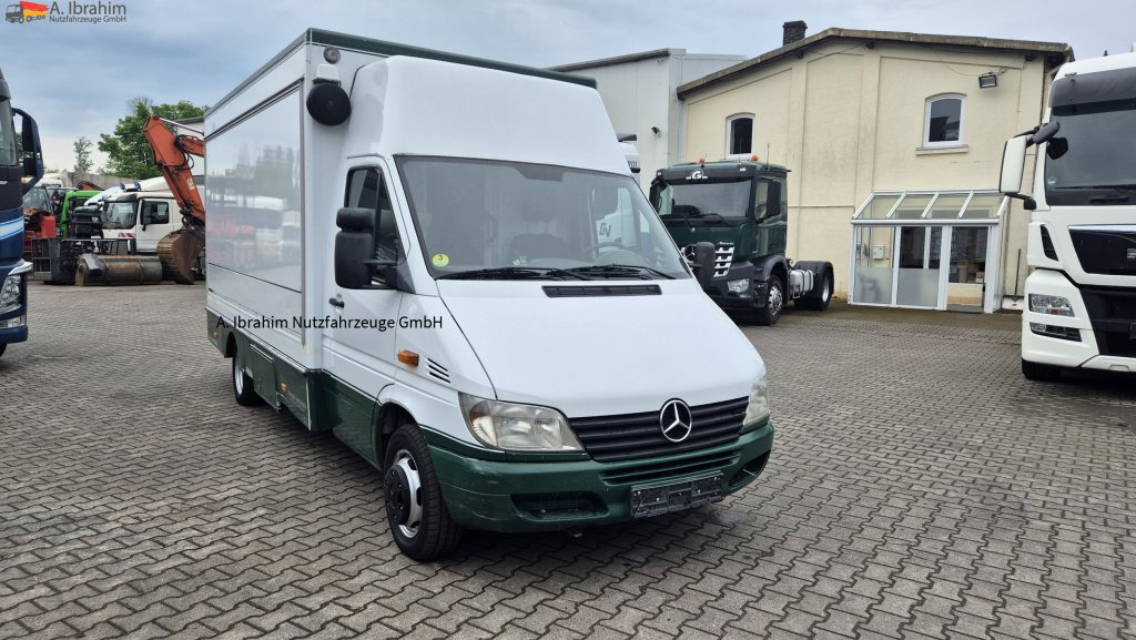 شاحنة مُبرّدة للتوصيل Mercedes-Benz 413 CDI Tiefkühlfächer, autom. Verkaufsklappe  Basis ist ok: صورة 9