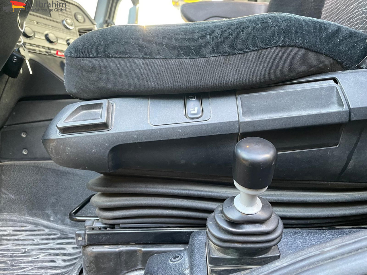 Mercedes-Benz AROCS 4143 8x4 Carnehl Kipper 20 m³ - شاحنة قلاب: صورة 5 Mercedes-Benz AROCS 4143 8x4 Carnehl Kipper 20 m³ - شاحنة قلاب: صورة 5