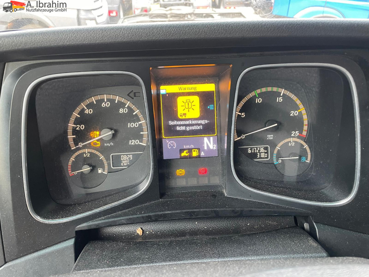 Mercedes-Benz Actros 2545 6x2 Pritsche Kran HIAB 166 - شاحنات مسطحة, شاحنة كرين: صورة 2 Mercedes-Benz Actros 2545 6x2 Pritsche Kran HIAB 166 - شاحنات مسطحة, شاحنة كرين: صورة 2