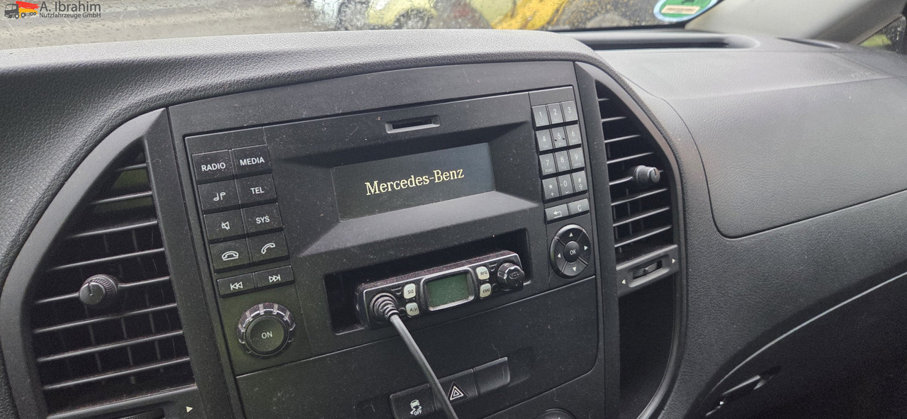 Mercedes-Benz BF 3 - GST 3 Zeichen Anlage 3050 kg zzGw - شاحنة بيع الطعام: صورة 2 Mercedes-Benz BF 3 - GST 3 Zeichen Anlage 3050 kg zzGw - شاحنة بيع الطعام: صورة 2