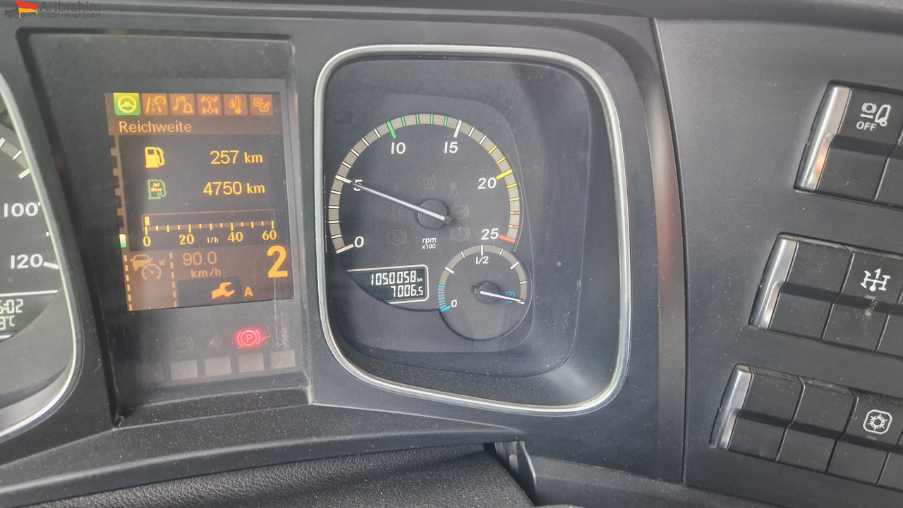 Mercedes-Benz DB 1842, Kipphydraulik - وحدة جر: صورة 4 Mercedes-Benz DB 1842, Kipphydraulik - وحدة جر: صورة 4