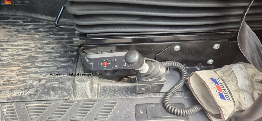 Mercedes-Benz DB 1846 H 4x4 Topzustand einsatzbereit - وحدة جر: صورة 3 Mercedes-Benz DB 1846 H 4x4 Topzustand einsatzbereit - وحدة جر: صورة 3