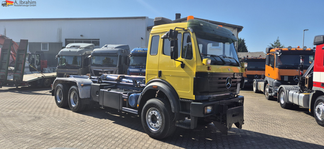 شاحنة ذات خطاف Mercedes-Benz DB 2538 AK 6x4 Meiller Getriebe überholt: صورة 9