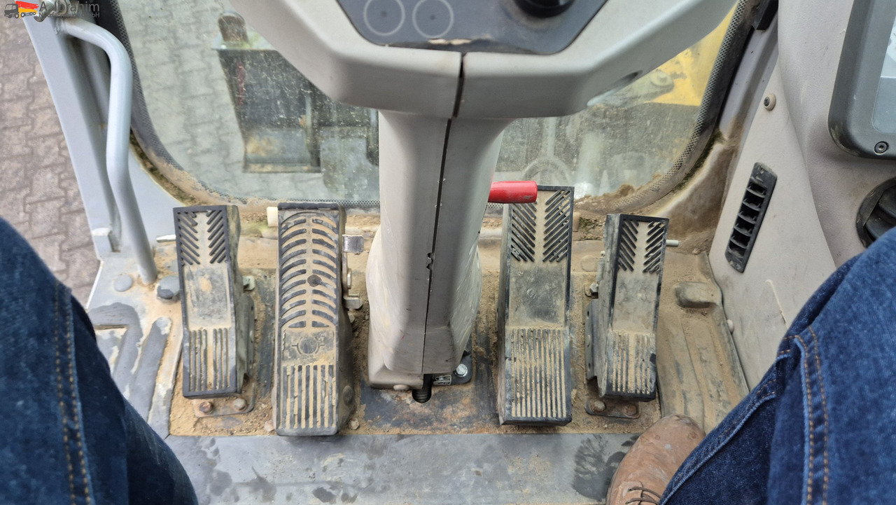 New Holland MH 2.6 Zustand gut, deutsche Maschine incl. Greifer und Dreservo - حفارة دولاب: صورة 5 New Holland MH 2.6 Zustand gut, deutsche Maschine incl. Greifer und Dreservo - حفارة دولاب: صورة 5
