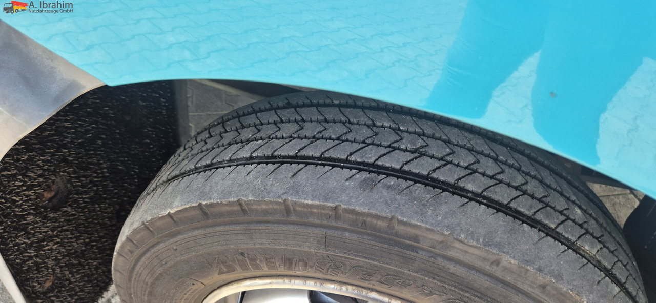 Renault Midlum 180 DCI Werkstattkoffer mit Treppe - شاحنة مغلقة الصندوق: صورة 3 Renault Midlum 180 DCI Werkstattkoffer mit Treppe - شاحنة مغلقة الصندوق: صورة 3