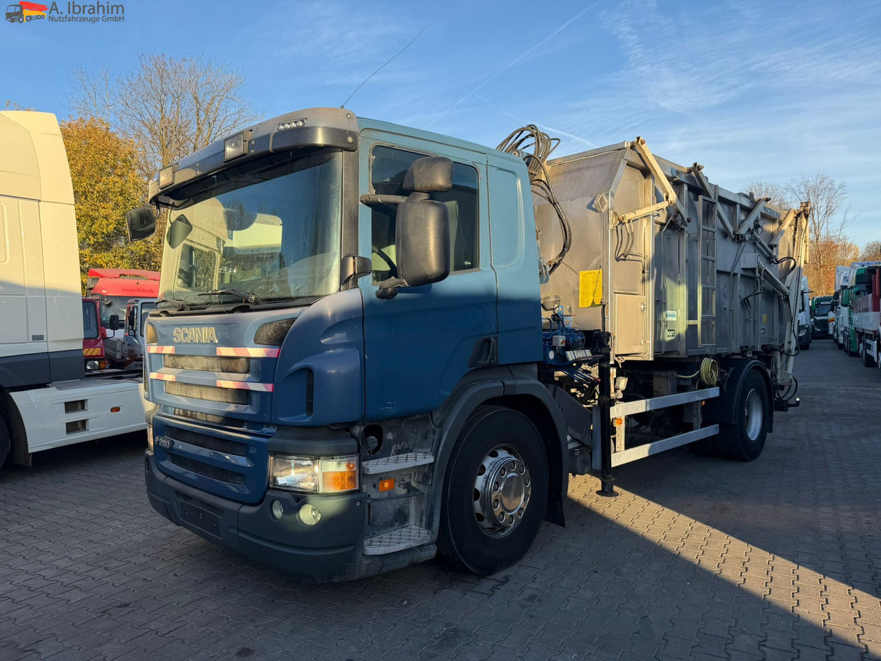 Scania B4X2 Edelstahlkipper für Tierkörperbeseitigung Kran MKG - شاحنة النفايات: صورة 1 Scania B4X2 Edelstahlkipper für Tierkörperbeseitigung Kran MKG - شاحنة النفايات: صورة 1