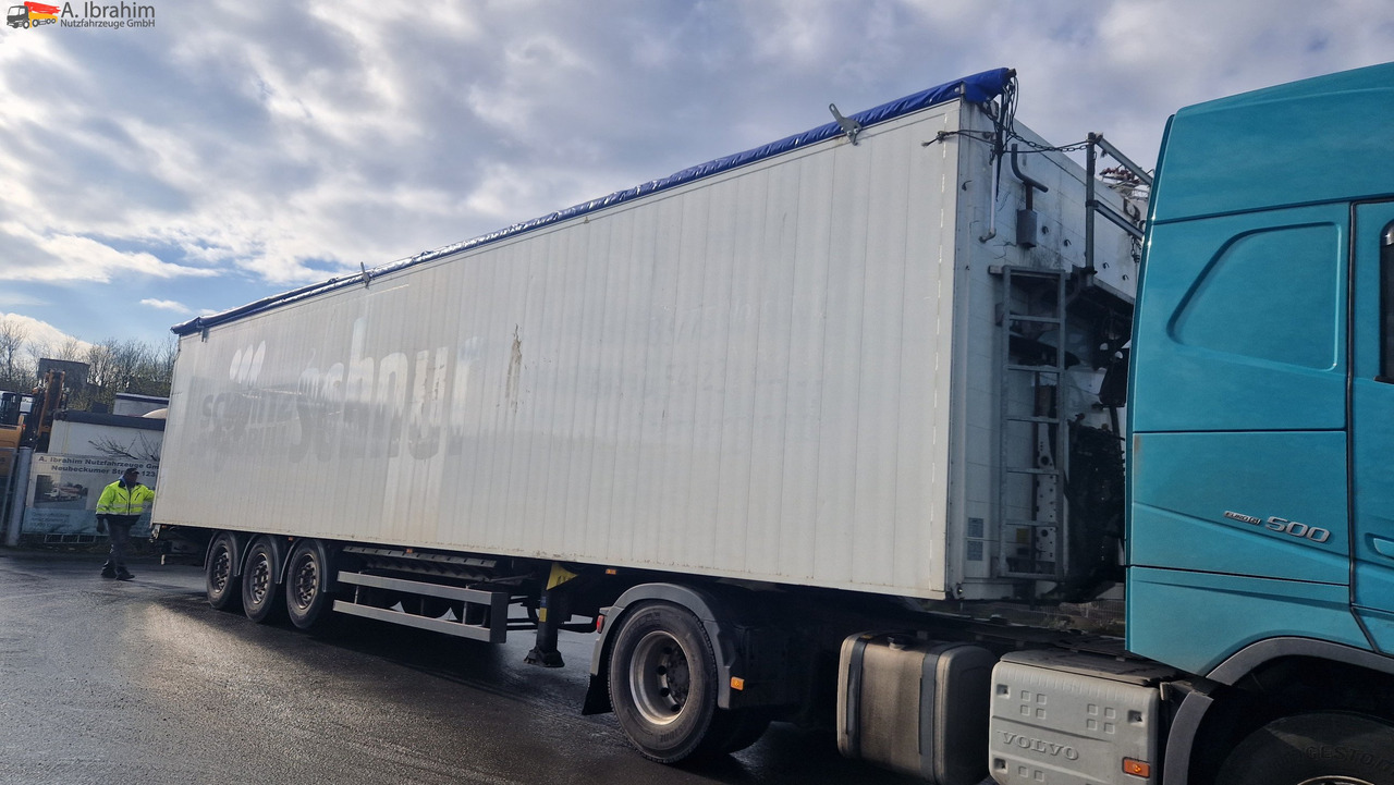 Schmitz SW 24 Schubboden, Liftachse,Ersatzradhalterung Kabelfernbedienung, Trichter - نصف مقطورة مباشرة: صورة 1 Schmitz SW 24 Schubboden, Liftachse,Ersatzradhalterung Kabelfernbedienung, Trichter - نصف مقطورة مباشرة: صورة 1