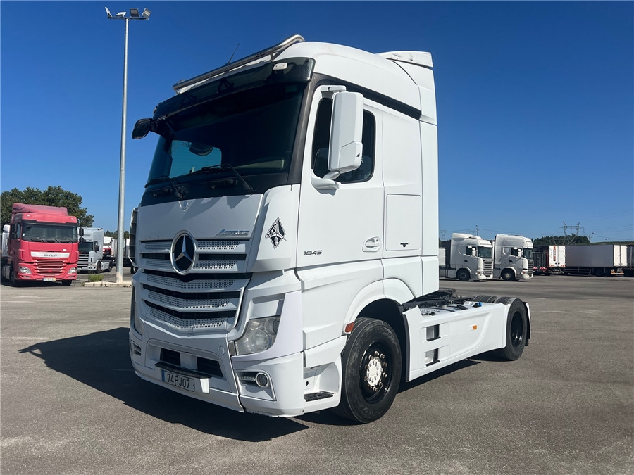 MERCEDES-BENZ ACTROS 1845 LS - وحدة جر: صورة 1 MERCEDES-BENZ ACTROS 1845 LS - وحدة جر: صورة 1