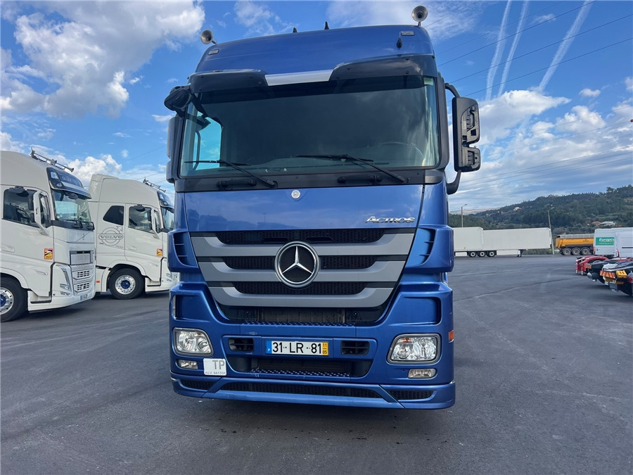 MERCEDES-BENZ Actros 1841 - وحدة جر: صورة 2 MERCEDES-BENZ Actros 1841 - وحدة جر: صورة 2
