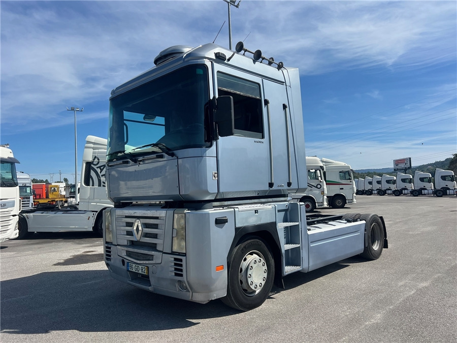 Renault AE 440 / MANUAL GEARBOX - وحدة جر: صورة 1 Renault AE 440 / MANUAL GEARBOX - وحدة جر: صورة 1