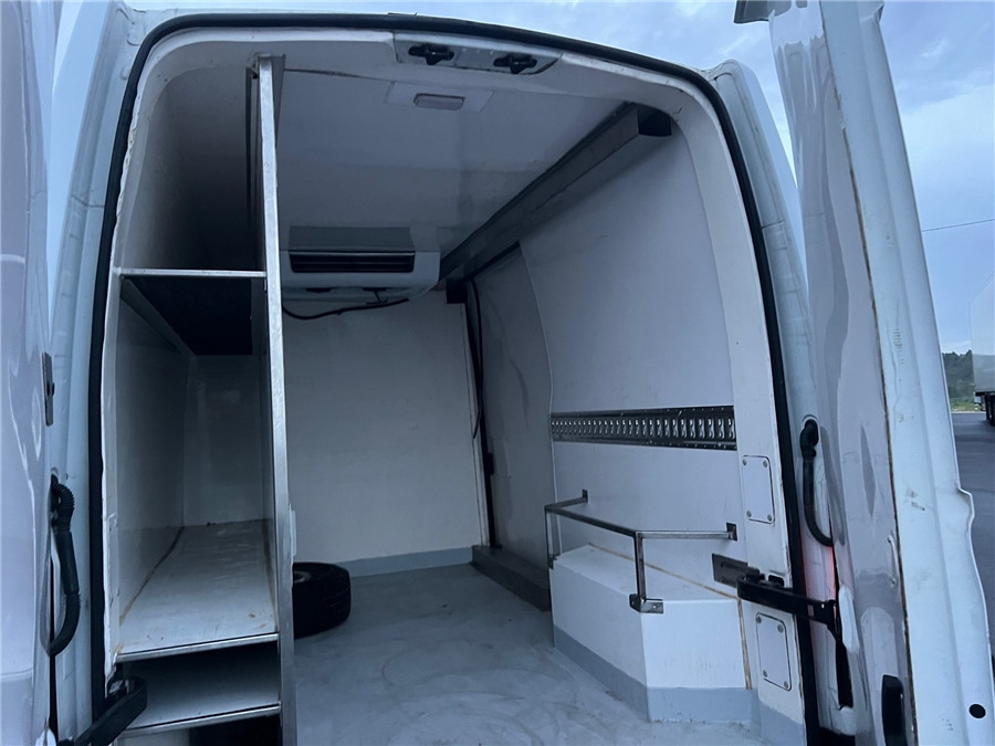 شاحنة مُبرّدة للتوصيل Renault Master: صورة 13 شاحنة مُبرّدة للتوصيل Renault Master: صورة 13