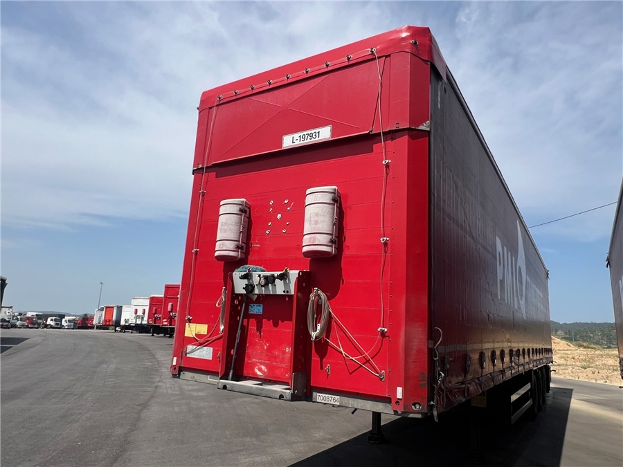 SCHMITZ CARGOBULL SCB-S3T TETO ELEVAR - نصف مقطورة ستارة: صورة 1 SCHMITZ CARGOBULL SCB-S3T TETO ELEVAR - نصف مقطورة ستارة: صورة 1