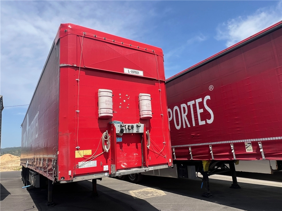 SCHMITZ CARGOBULL SCB-S3T TETO ELEVAR - نصف مقطورة ستارة: صورة 2 SCHMITZ CARGOBULL SCB-S3T TETO ELEVAR - نصف مقطورة ستارة: صورة 2
