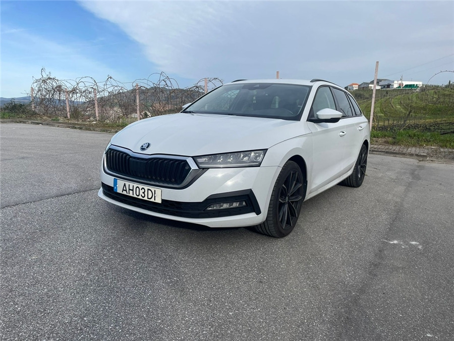 SKODA OCTAVIA - سيارة: صورة 2 SKODA OCTAVIA - سيارة: صورة 2