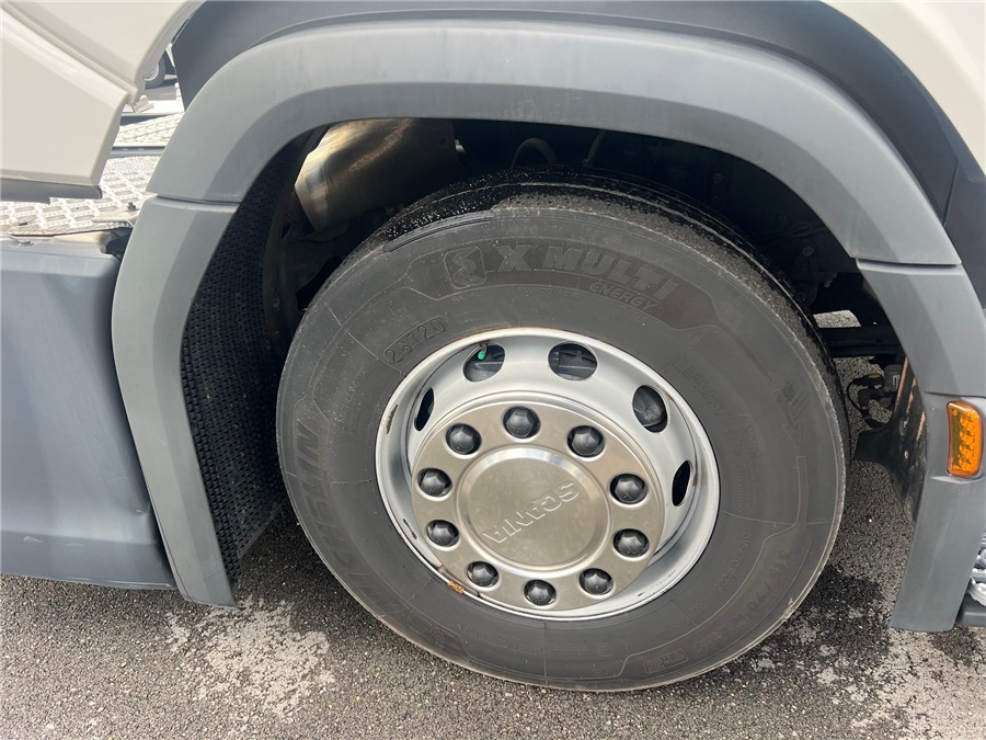 وحدة جر Scania R450: صورة 19