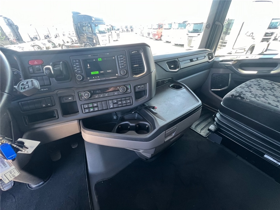 وحدة جر Scania S540: صورة 20