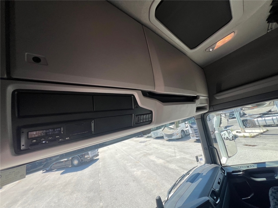 وحدة جر Scania S540: صورة 17