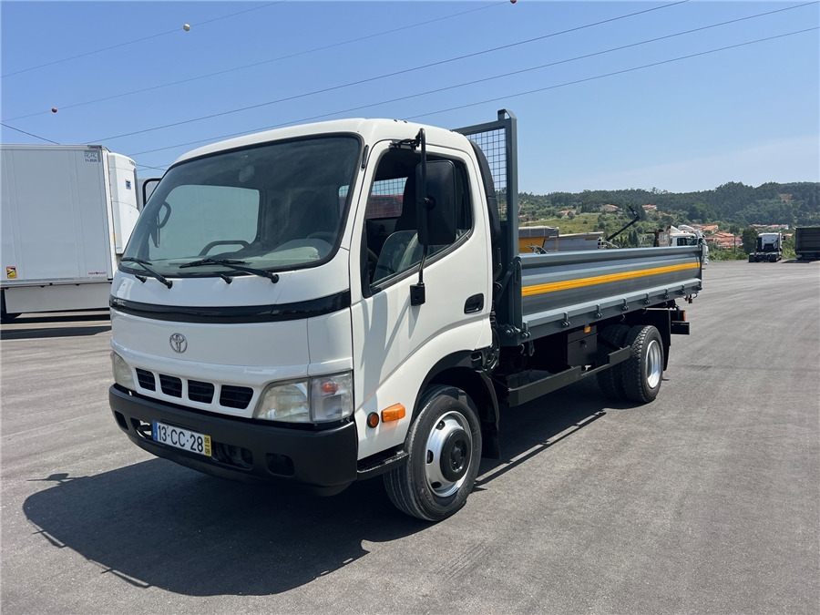TOYOTA DYNA - شاحنة قلاب: صورة 2 TOYOTA DYNA - شاحنة قلاب: صورة 2