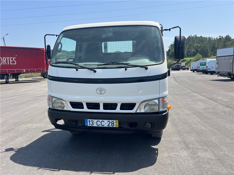 TOYOTA DYNA - شاحنة قلاب: صورة 3 TOYOTA DYNA - شاحنة قلاب: صورة 3
