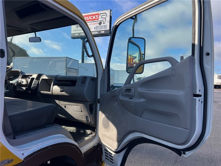 شاحنة مفتوحة TOYOTA dyna: صورة 8 شاحنة مفتوحة TOYOTA dyna: صورة 8