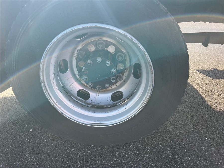 شاحنة مفتوحة TOYOTA dyna: صورة 20 شاحنة مفتوحة TOYOTA dyna: صورة 20