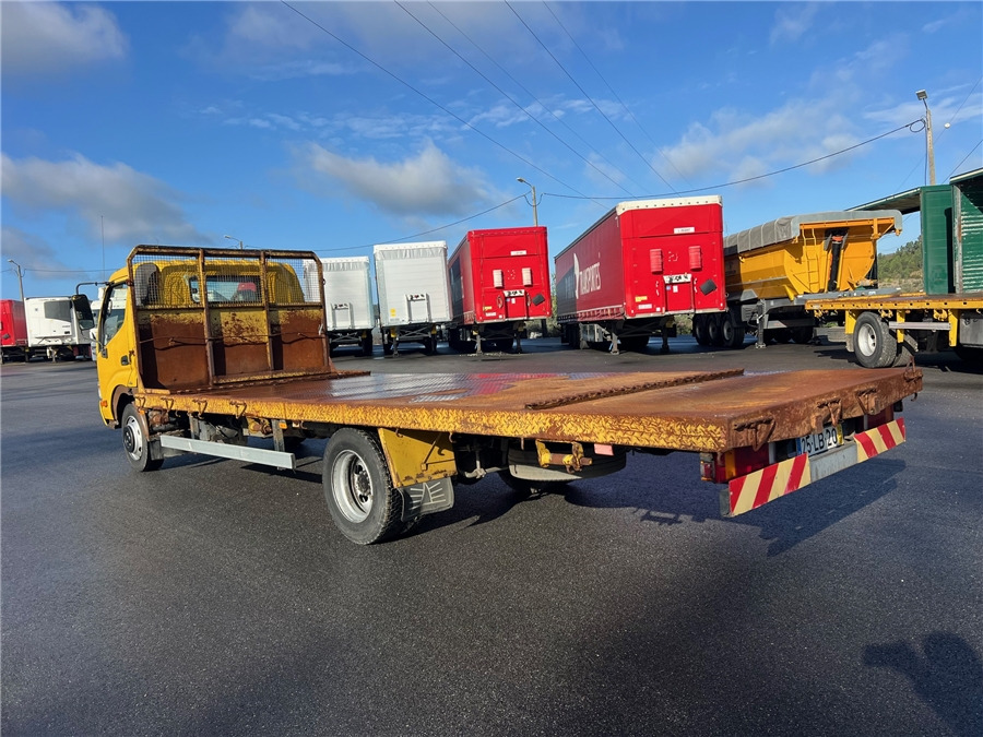 شاحنة مفتوحة TOYOTA dyna: صورة 6 شاحنة مفتوحة TOYOTA dyna: صورة 6