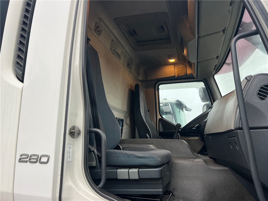 شاحنة ستارة Volvo FE 280: صورة 19