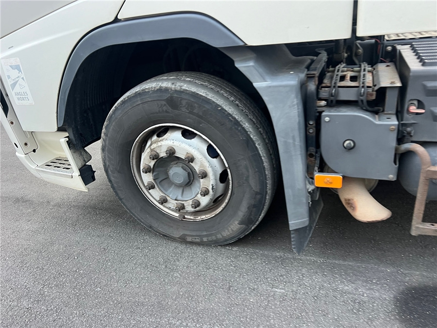 وحدة جر Volvo FH 480: صورة 18