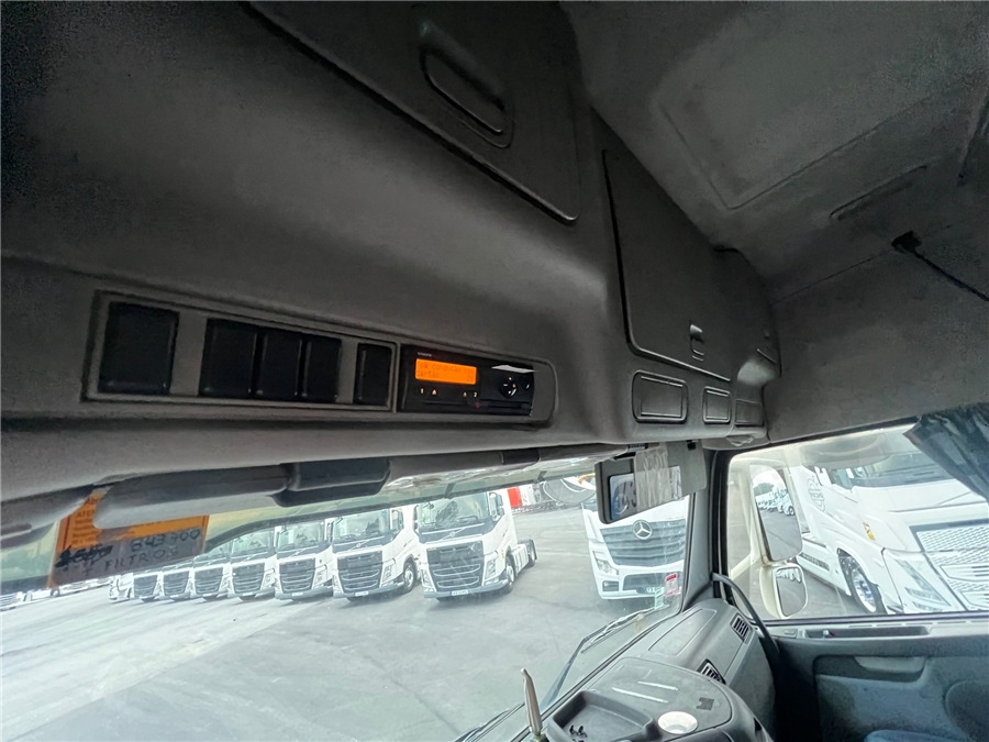 وحدة جر Volvo FH 480: صورة 16