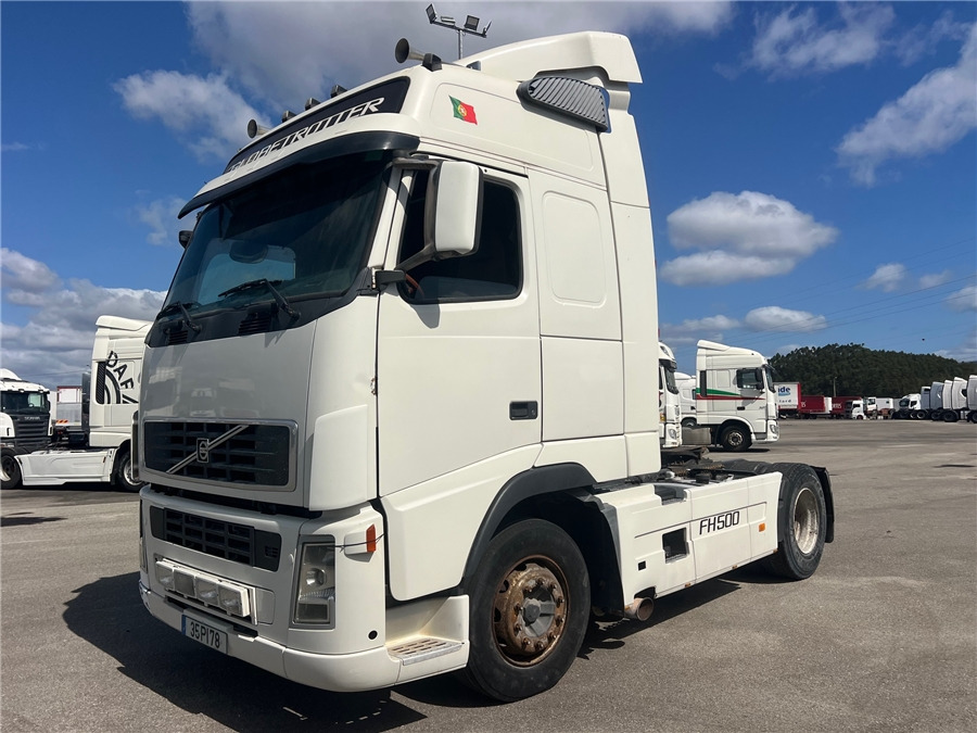 Volvo FH12-37 - وحدة جر: صورة 1 Volvo FH12-37 - وحدة جر: صورة 1