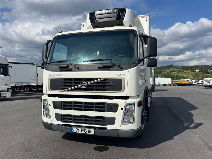 Volvo FM 9 - شاحنة الفريزر: صورة 2 Volvo FM 9 - شاحنة الفريزر: صورة 2