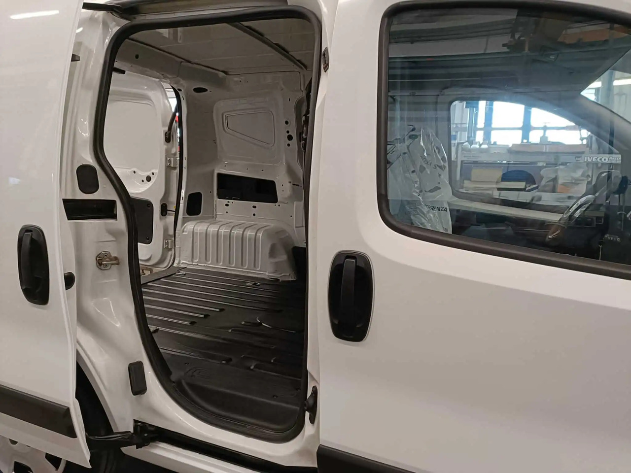 FIAT FIORINO SX - فان: صورة 5 FIAT FIORINO SX - فان: صورة 5