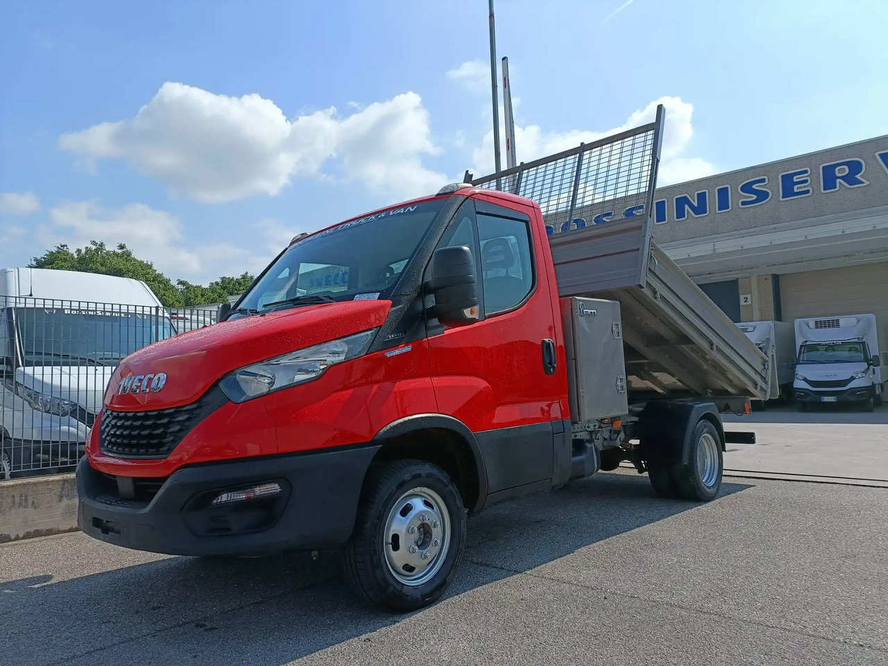 IVECO DAILY 35C12 RIBALTABILE - قلاب صغير: صورة 3 IVECO DAILY 35C12 RIBALTABILE - قلاب صغير: صورة 3