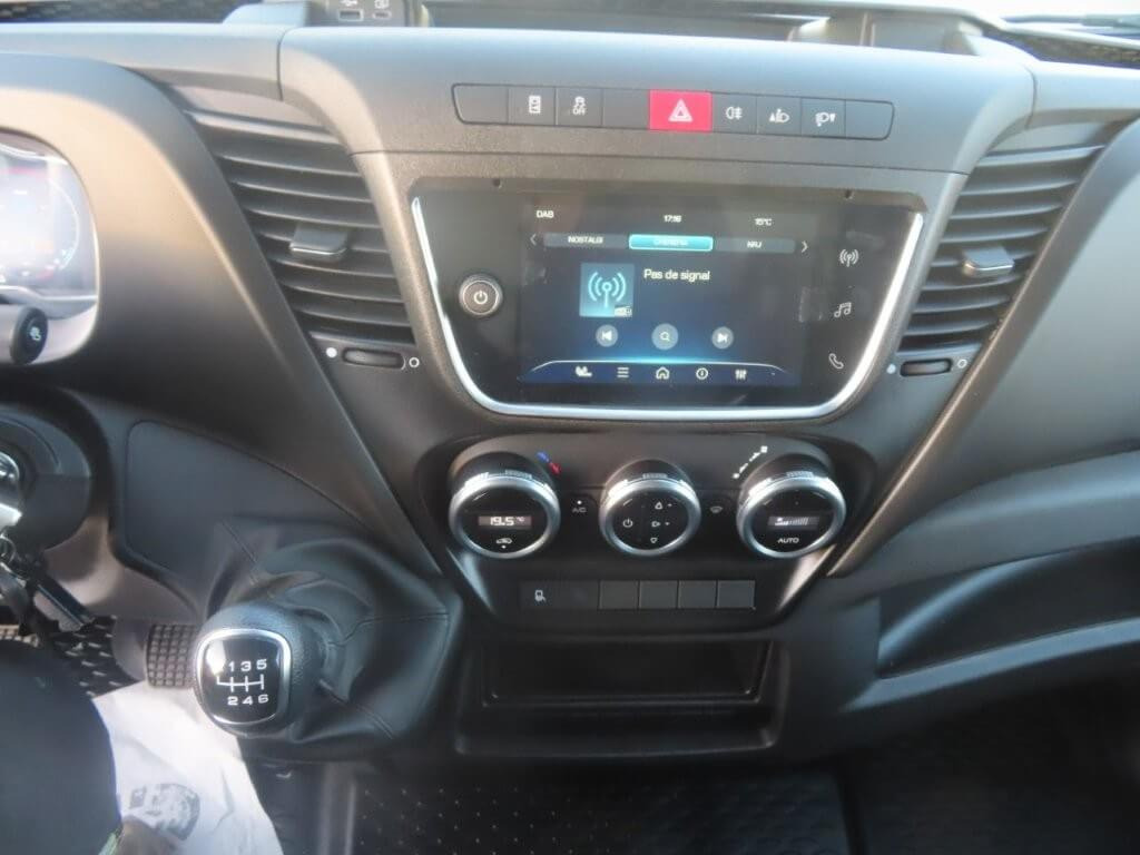 IVECO DAILY 35C16 3000 cc KM 0 - شاحنة مغلقة الصندوق: صورة 3 IVECO DAILY 35C16 3000 cc KM 0 - شاحنة مغلقة الصندوق: صورة 3