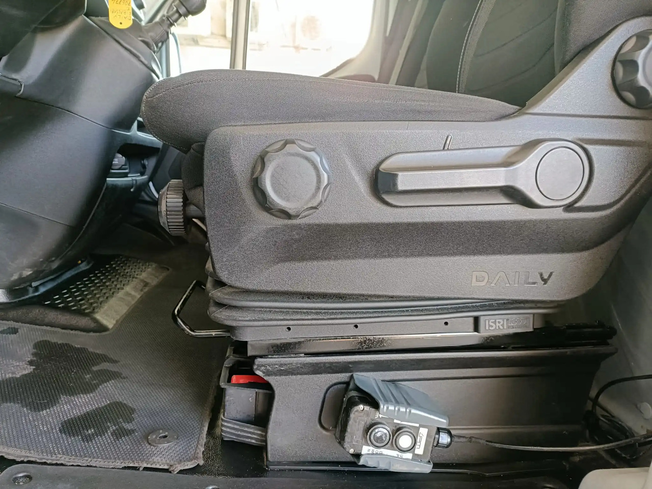IVECO DAILY 35C16 CC 3.0 IVECO DAILY 35C16 CC 3.0: صورة 15