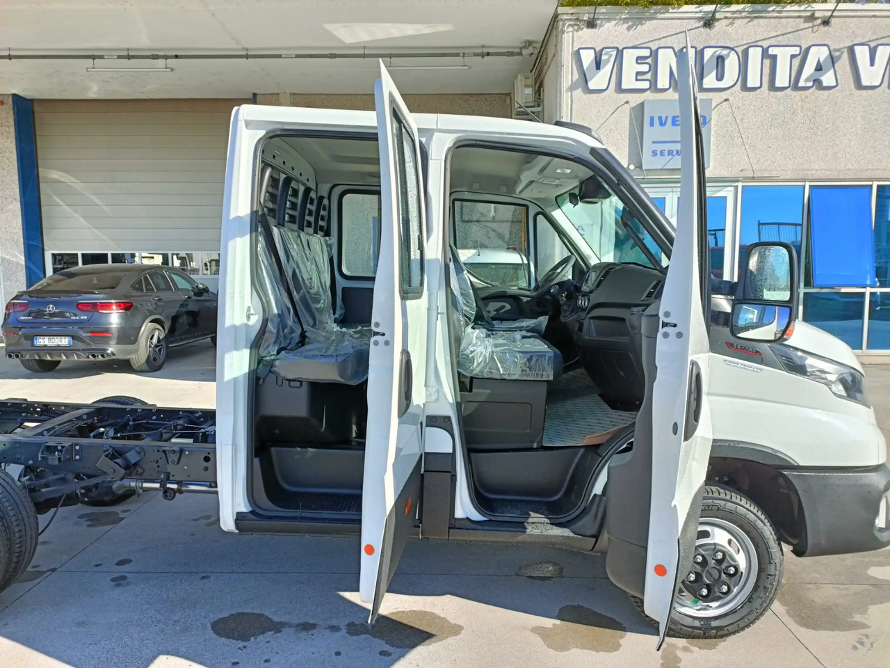 IVECO DAILY 35C16 DOPPIA CABINA 7 POSTI - شاحنة التوصيل: صورة 5 IVECO DAILY 35C16 DOPPIA CABINA 7 POSTI - شاحنة التوصيل: صورة 5