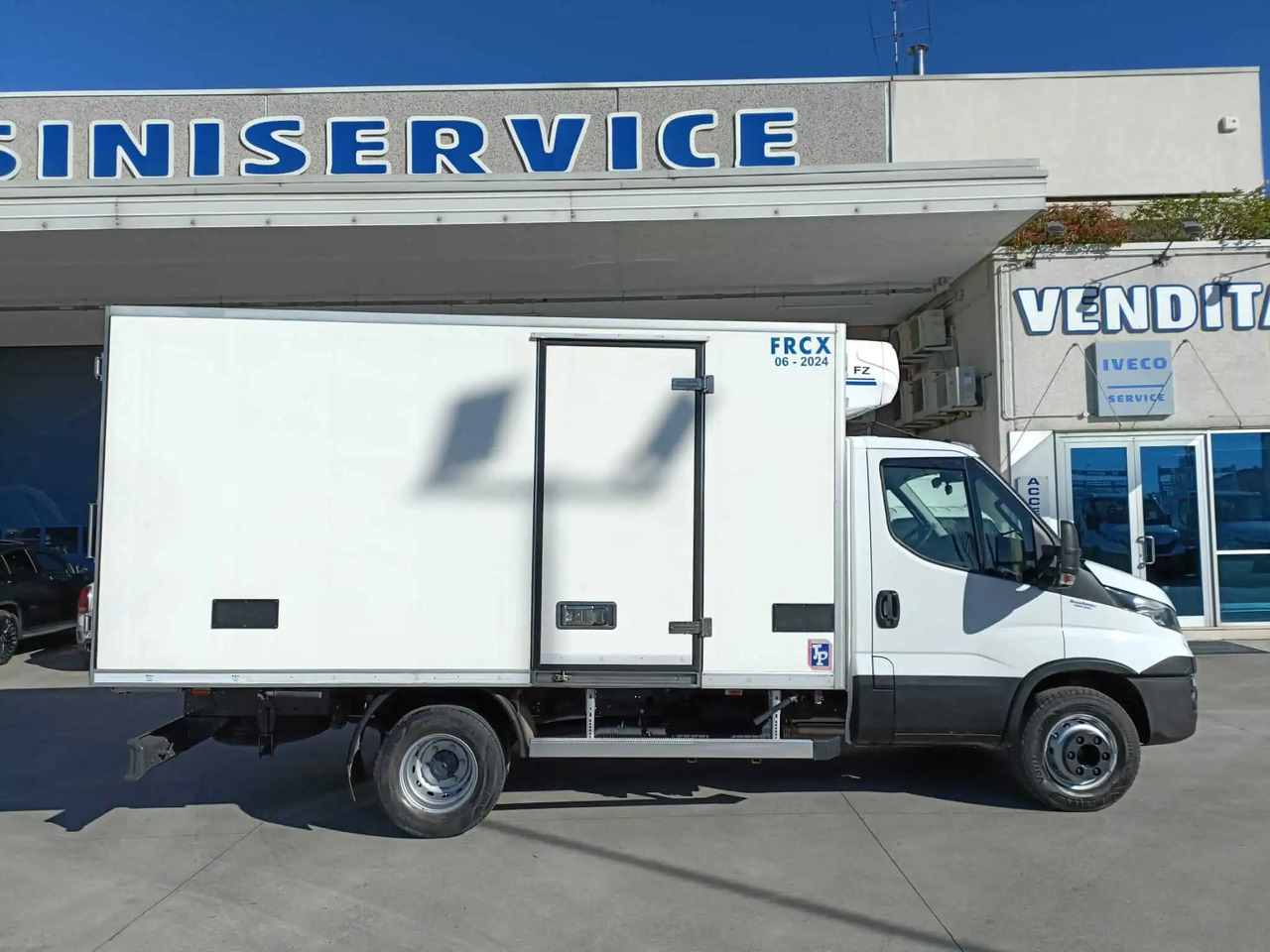 IVECO DAILY 60C18 FRCX ATP 06/2024 - شاحنة الفريزر: صورة 5 IVECO DAILY 60C18 FRCX ATP 06/2024 - شاحنة الفريزر: صورة 5