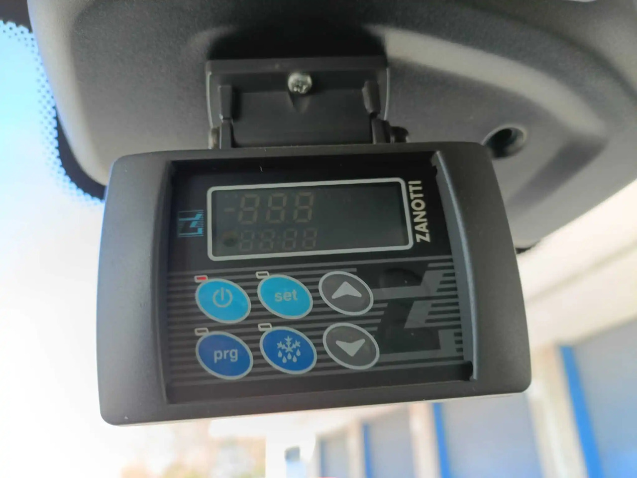 شاحنة الفريزر IVECO DAILY 60C18 FRCX ATP 06/2024: صورة 12